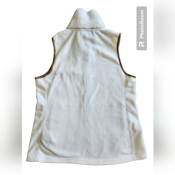 CHAPS size Large winter white fleece vest trimmed in a camel brown. - Picture 6 of 9